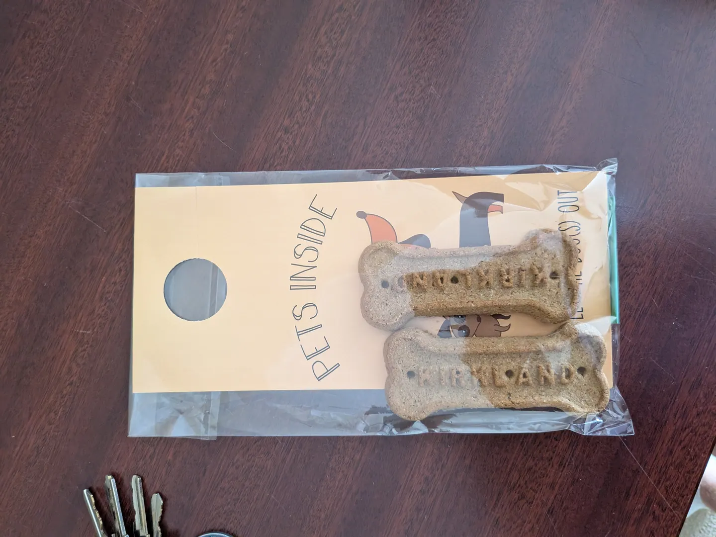 The Quality Inn pet welcome bag with treats for Tilly
